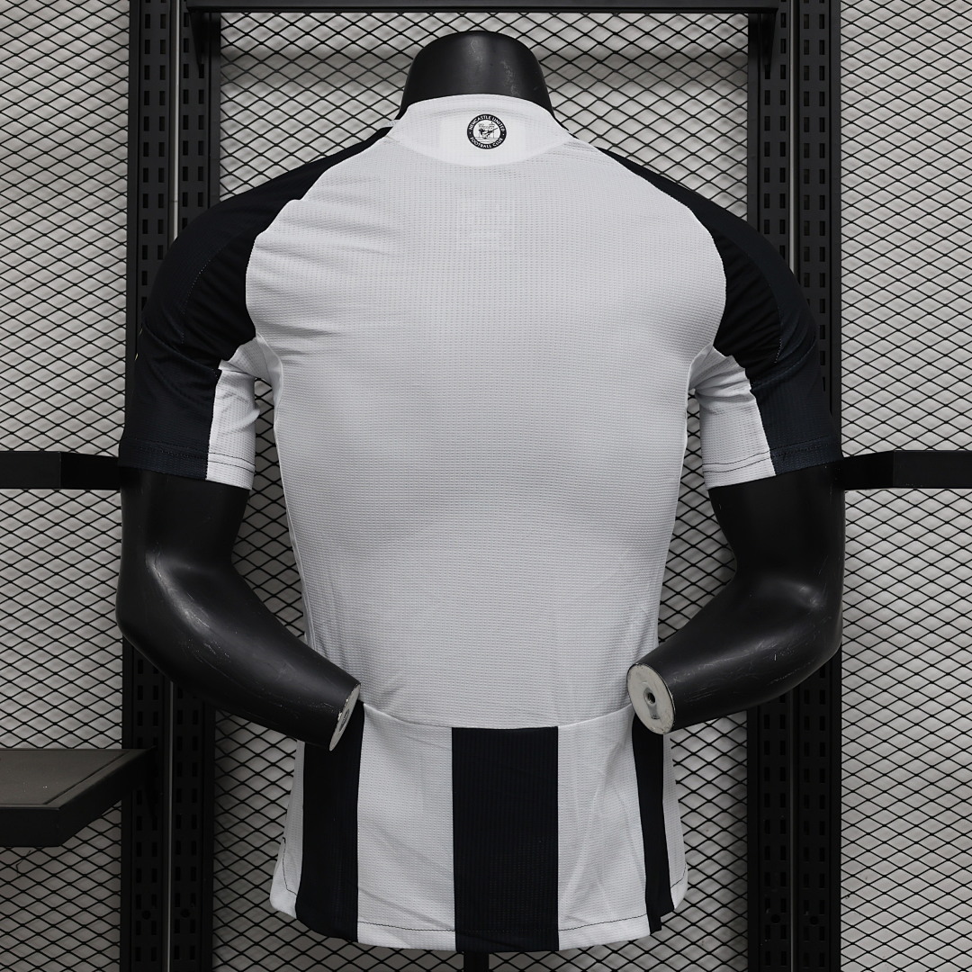 Newcastle United Home Jersey — photo 3