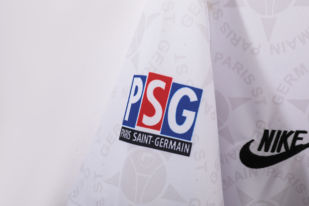 Paris Saint-Germain Retro Shirt 1995/96 Away — photo 3