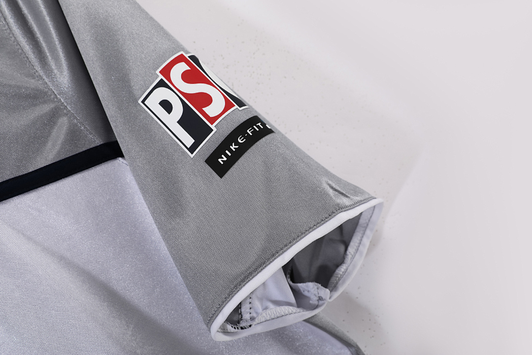 Paris Saint-Germain Retro Shirt 2000/01 Away — photo 4