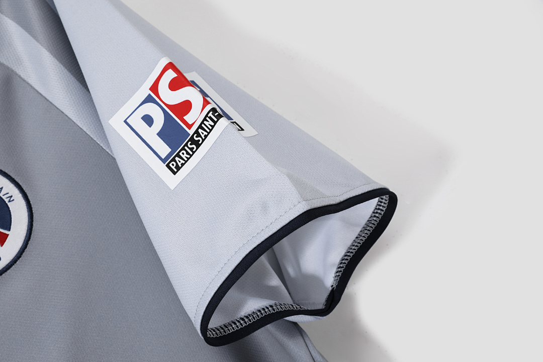 Paris Saint-Germain Retro Shirt 2001/02 Away — photo 4