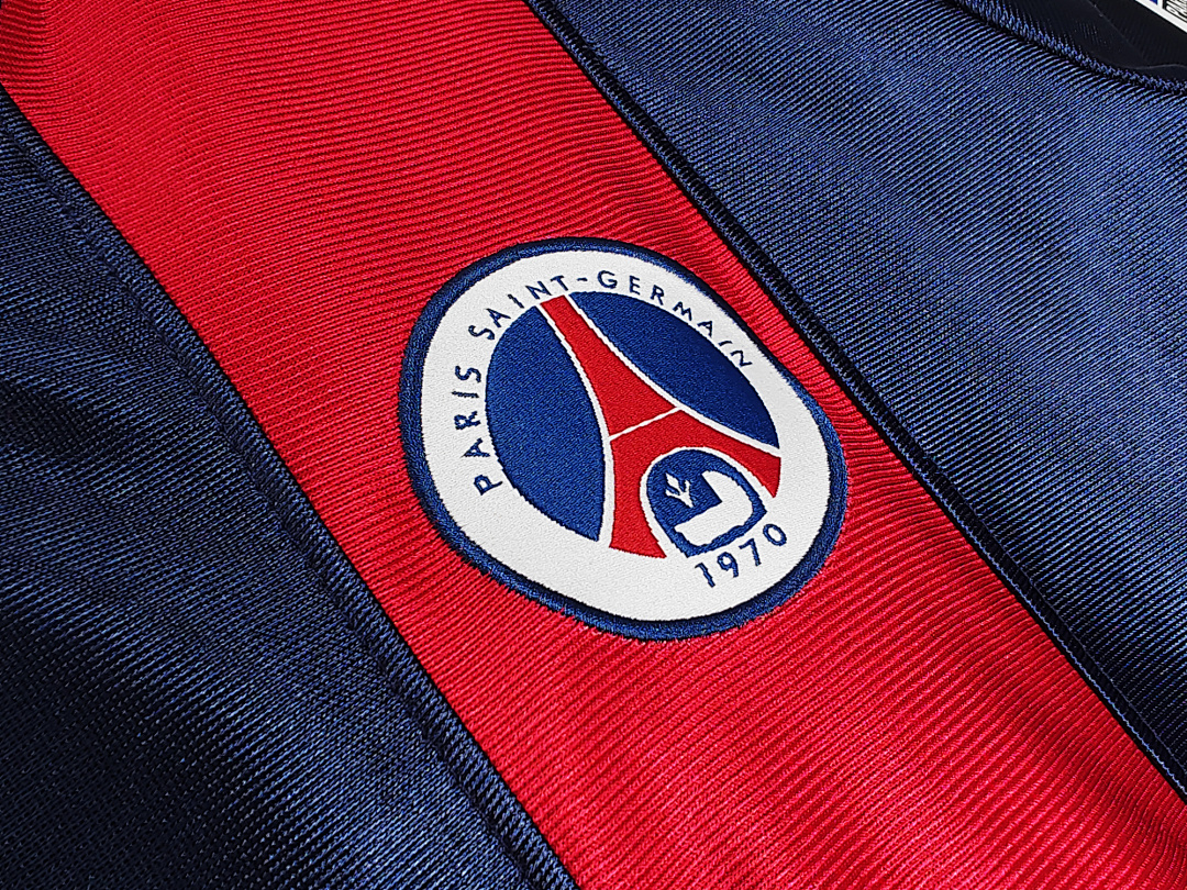Paris Saint-Germain Retro Shirt 2001/02 Home Long Sleeve — photo 2