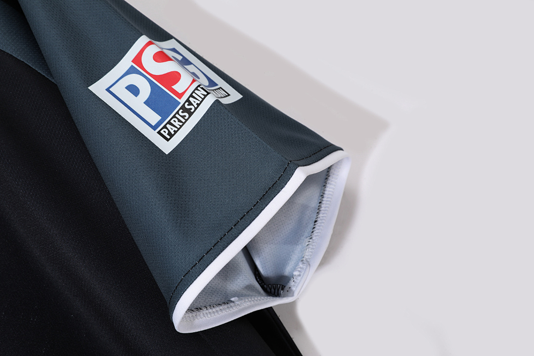 Paris Saint-Germain Retro Shirt 2001/02 Third — photo 4
