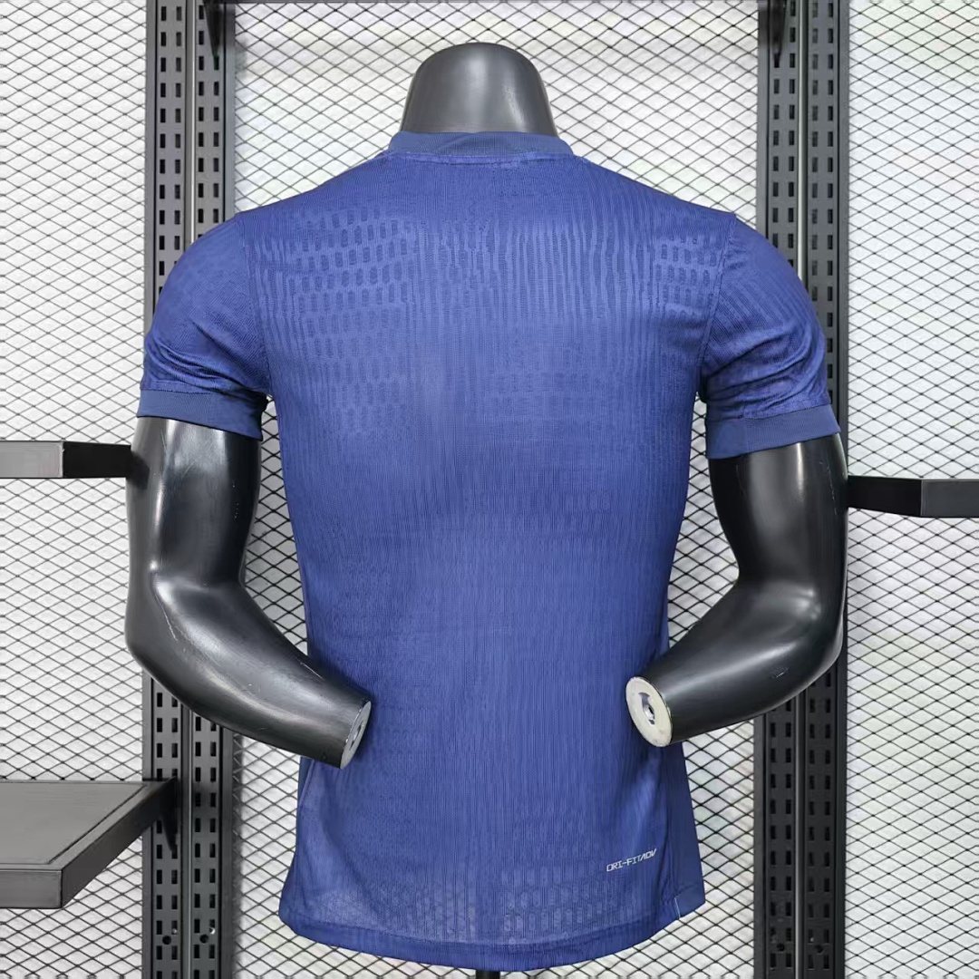 Paris Saint-Germain Jersey 2025/26 — photo 4
