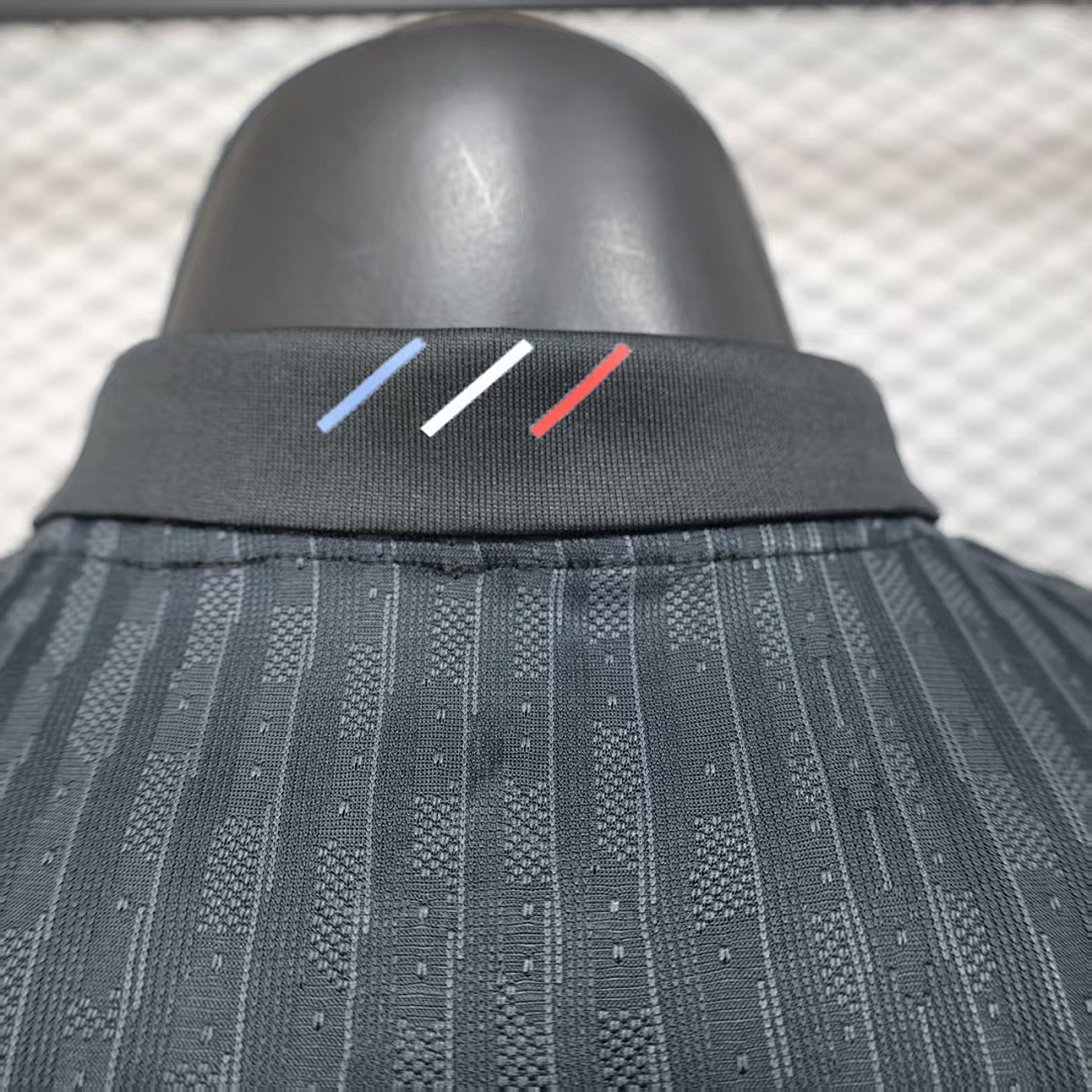 Paris Saint-Germain Third Jersey 2025/26 — photo 2