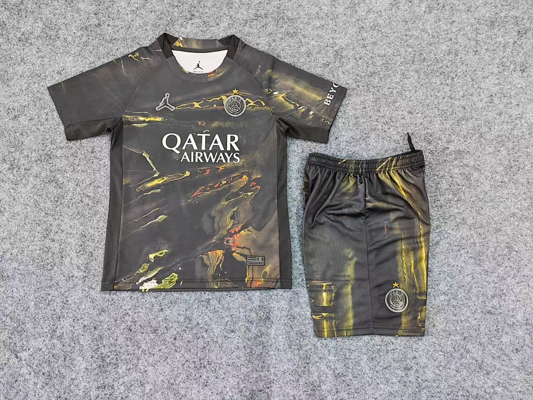 Paris Saint-Germain Kit for Kids 2026/27 — photo 1
