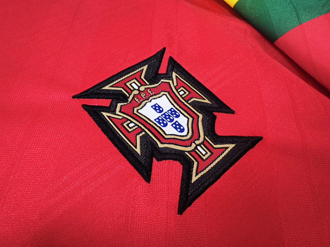 Portugal Retro Shirt 1992/94 Home — photo 4