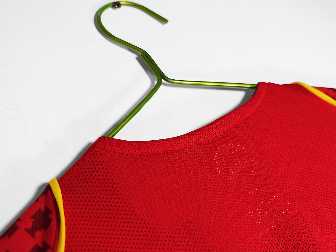 Portugal Retro Shirt 2004 Home — photo 4