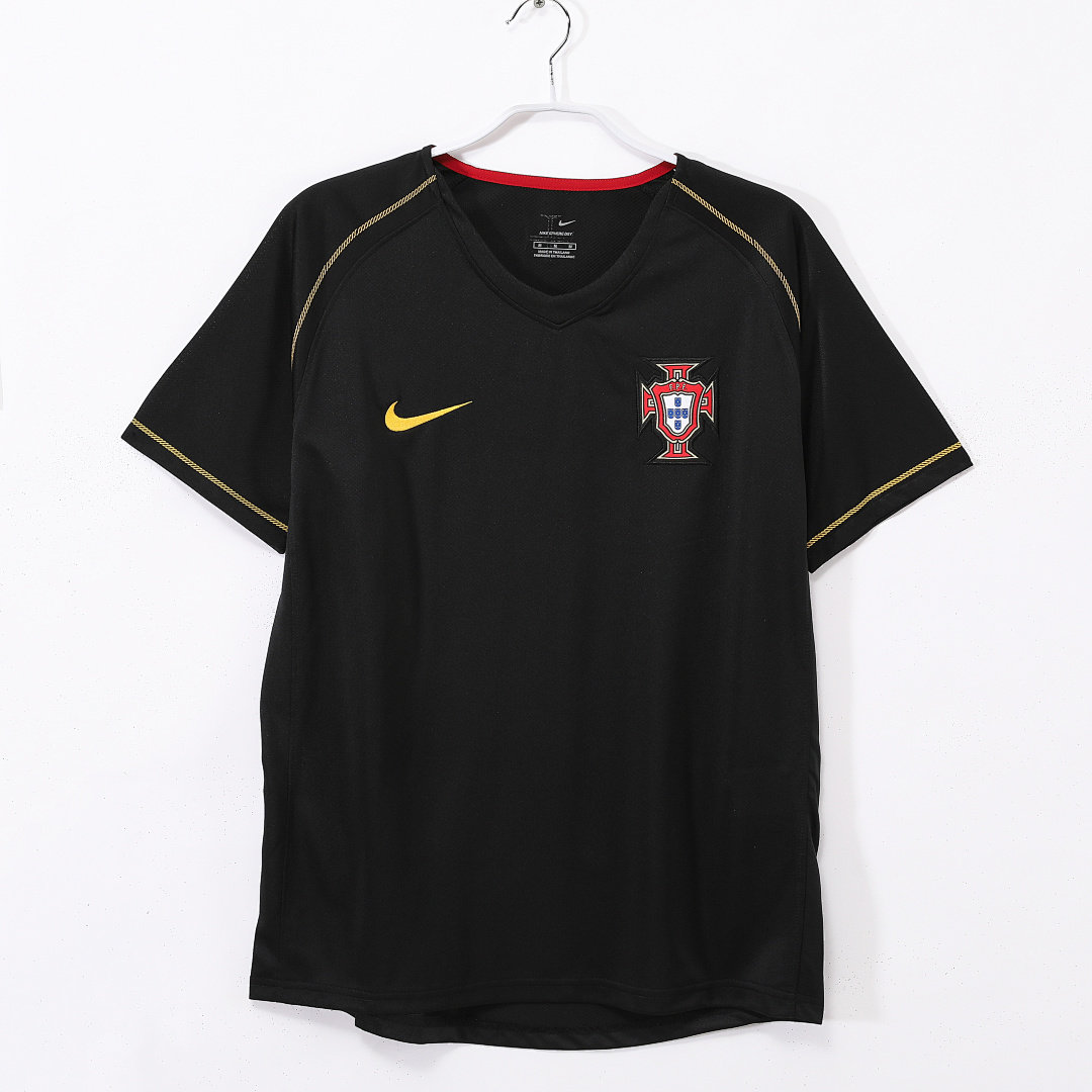 Portugal Retro Shirt 2006 Away — photo 1