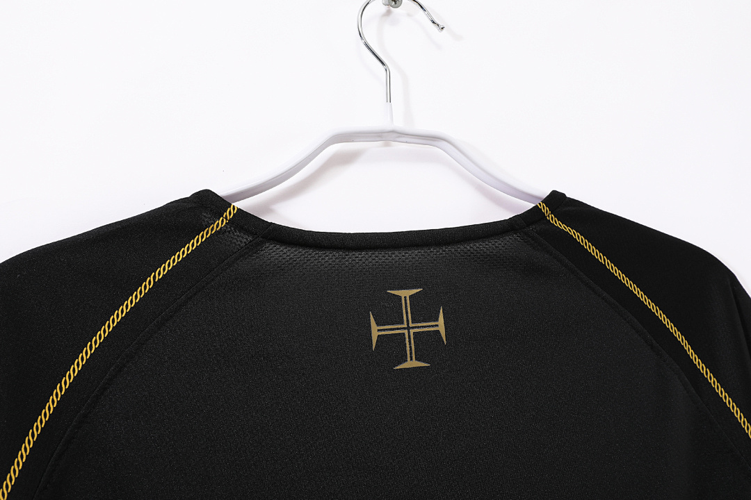 Portugal Retro Shirt 2006 Away — photo 3