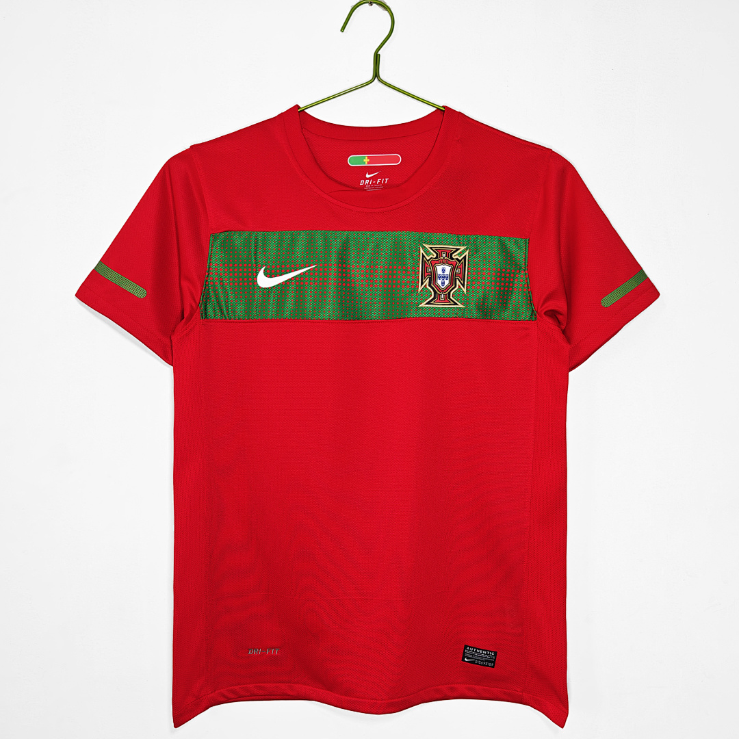 Portugal Retro Shirt 2010 Home — photo 1