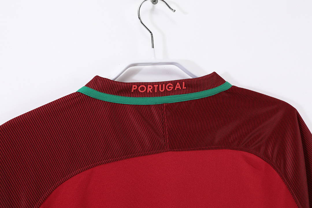 Portugal Retro Shirt 2016 Home — photo 3