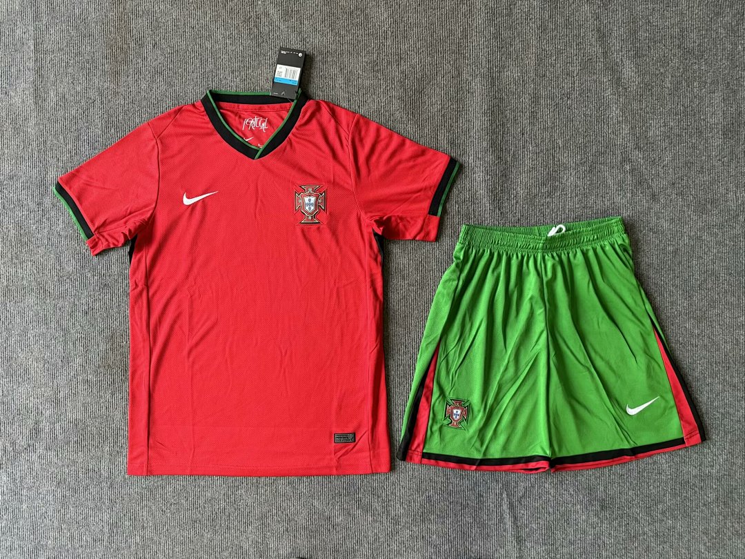 Portugal Home Kit for Adult 2024/25 — photo 1