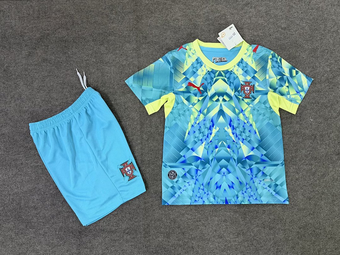 Portugal Goalkeeper Kit for Kids 2026 — photo 1