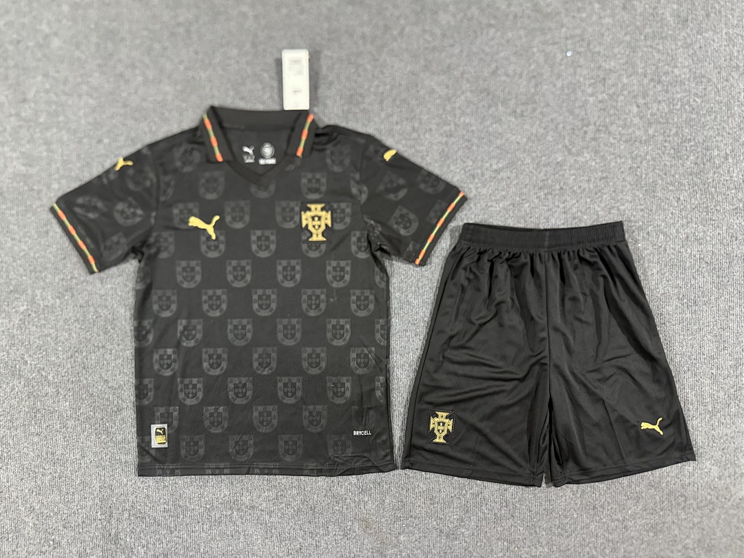 Portugal Kit for Adult — photo 1