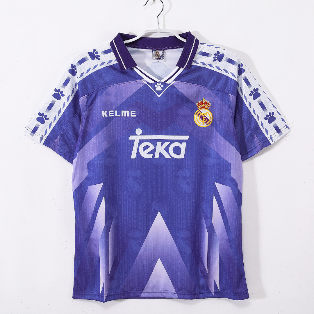 Real Madrid Retro Shirt 1996/97 Away — photo 1