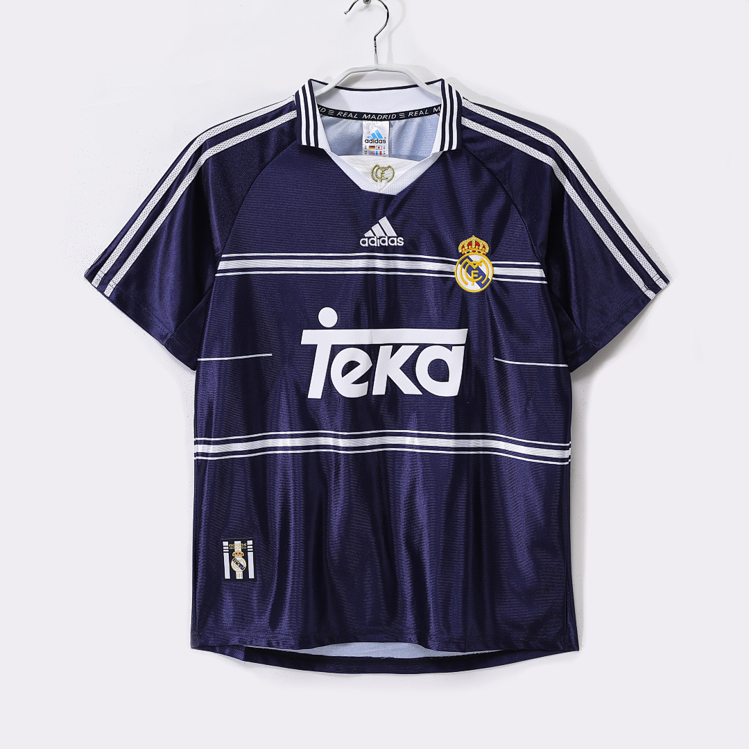 Real Madrid Retro Shirt 1998/99 — photo 1