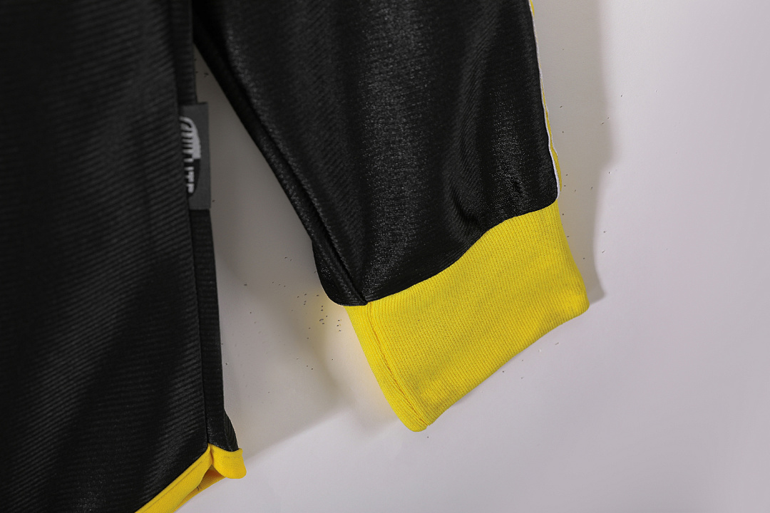 Real Madrid Retro Shirt 1999/01 Away Long Sleeve — photo 4