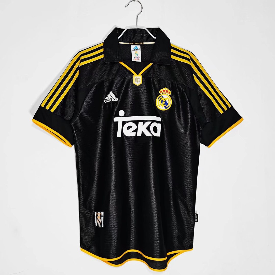 Real Madrid Retro Shirt 1999/01 Away — photo 1