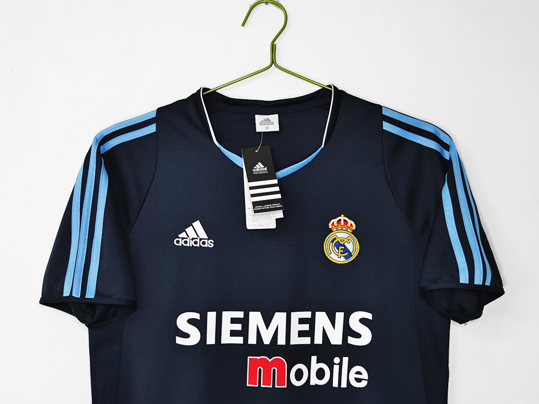 Real Madrid Retro Shirt 2003/04 Away — photo 3
