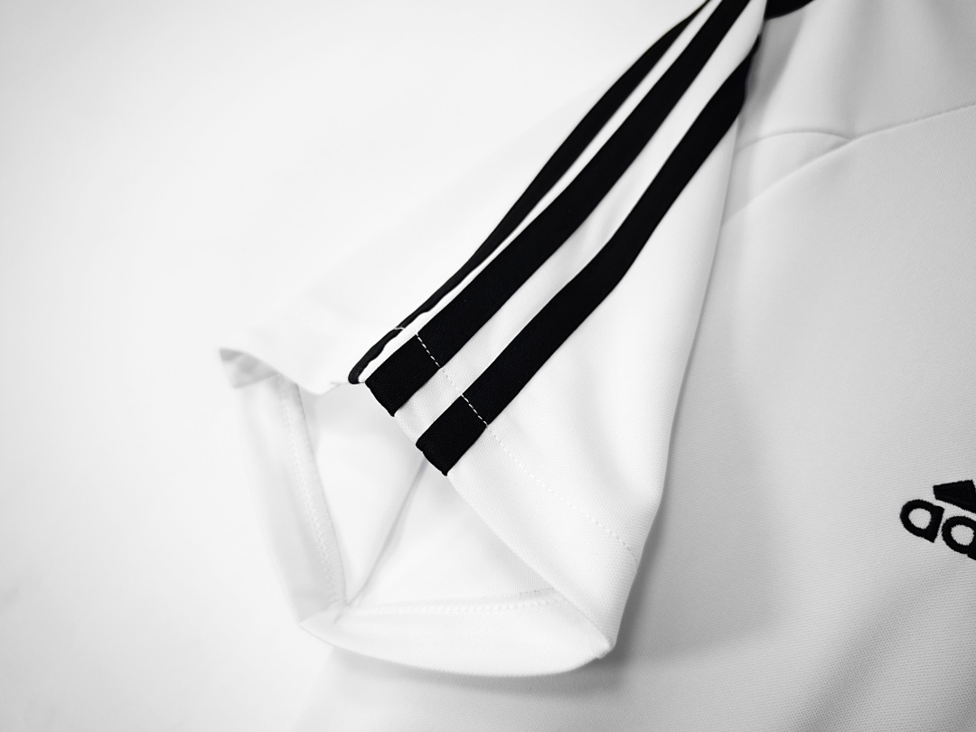 Real Madrid Retro Shirt 2003/04 Home — photo 2