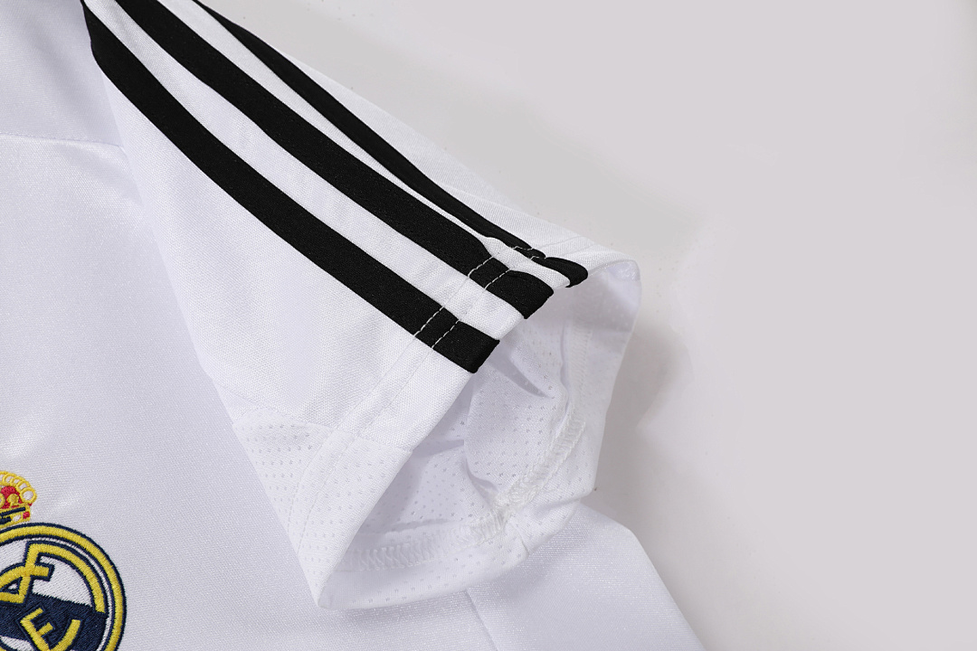 Real Madrid Retro Shirt 2004/05 Home — photo 4