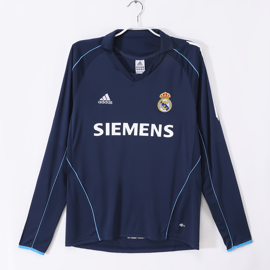 Real Madrid Retro Shirt 2005/06 Away Long Sleeve — photo 1