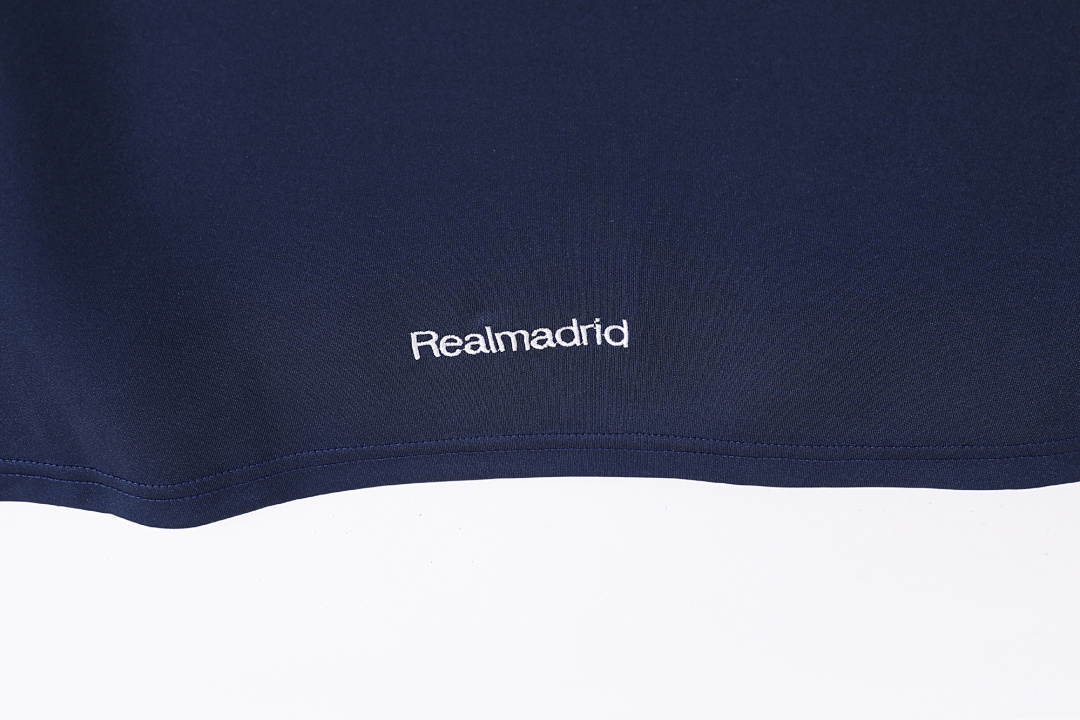 Real Madrid Retro Shirt 2005/06 Away Long Sleeve — photo 3