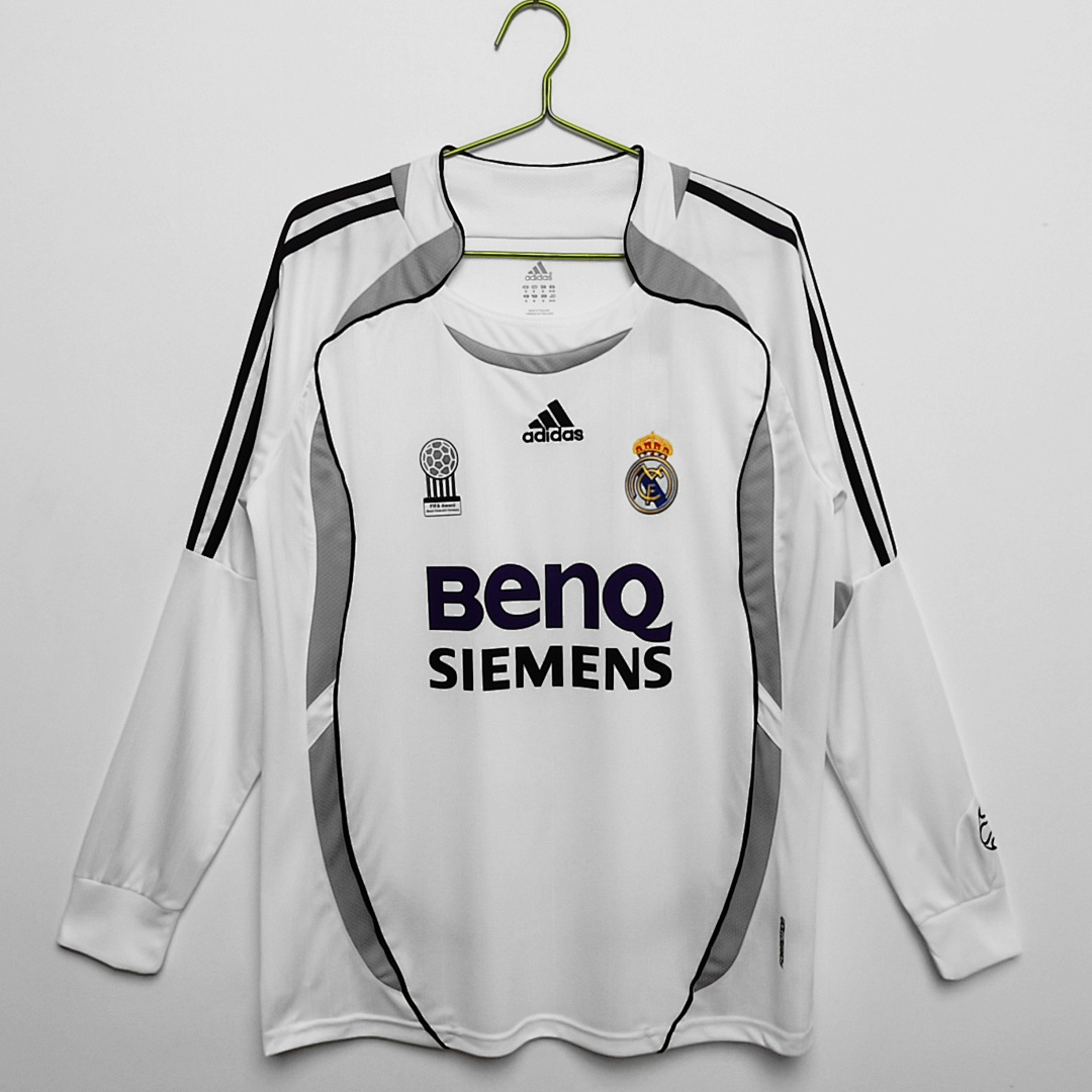 Real Madrid Retro Shirt 2006/07 Home Long Sleeve — photo 1
