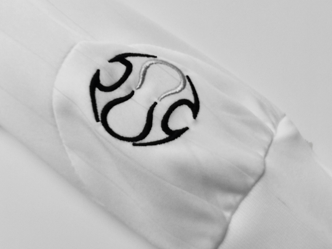 Real Madrid Retro Shirt 2006/07 Home Long Sleeve — photo 2