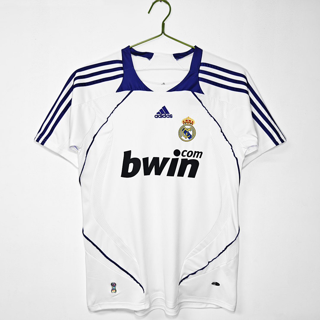 Real Madrid Retro Shirt 2007/08 Home — photo 1