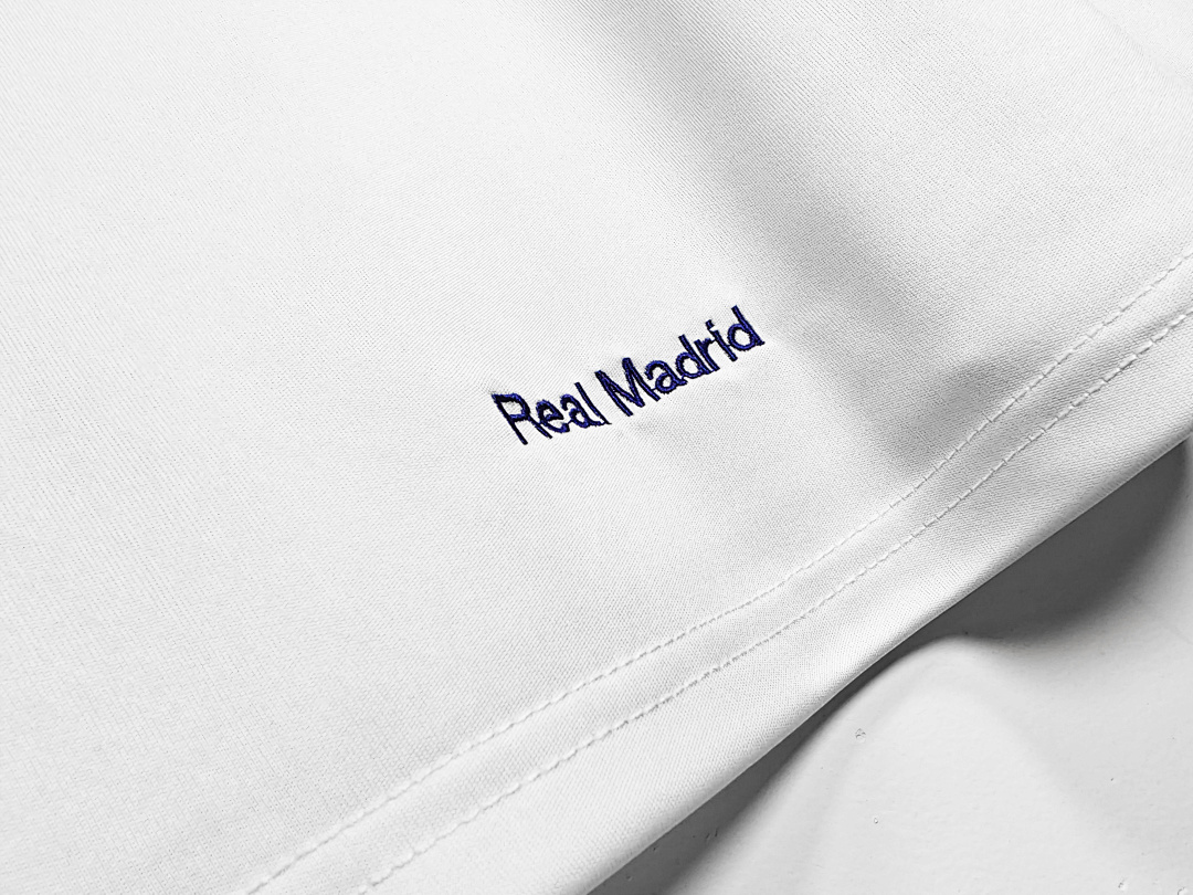 Real Madrid Retro Shirt 2007/08 Home — photo 4