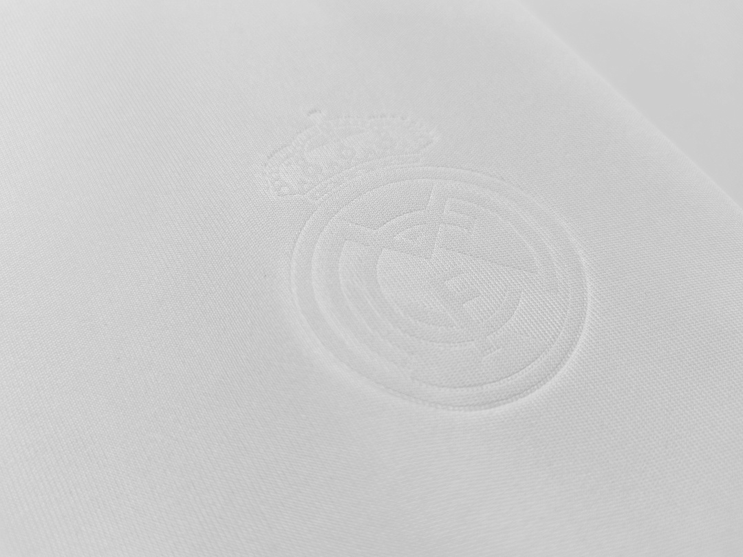 Real Madrid Retro Shirt 2008/09 Home — photo 2
