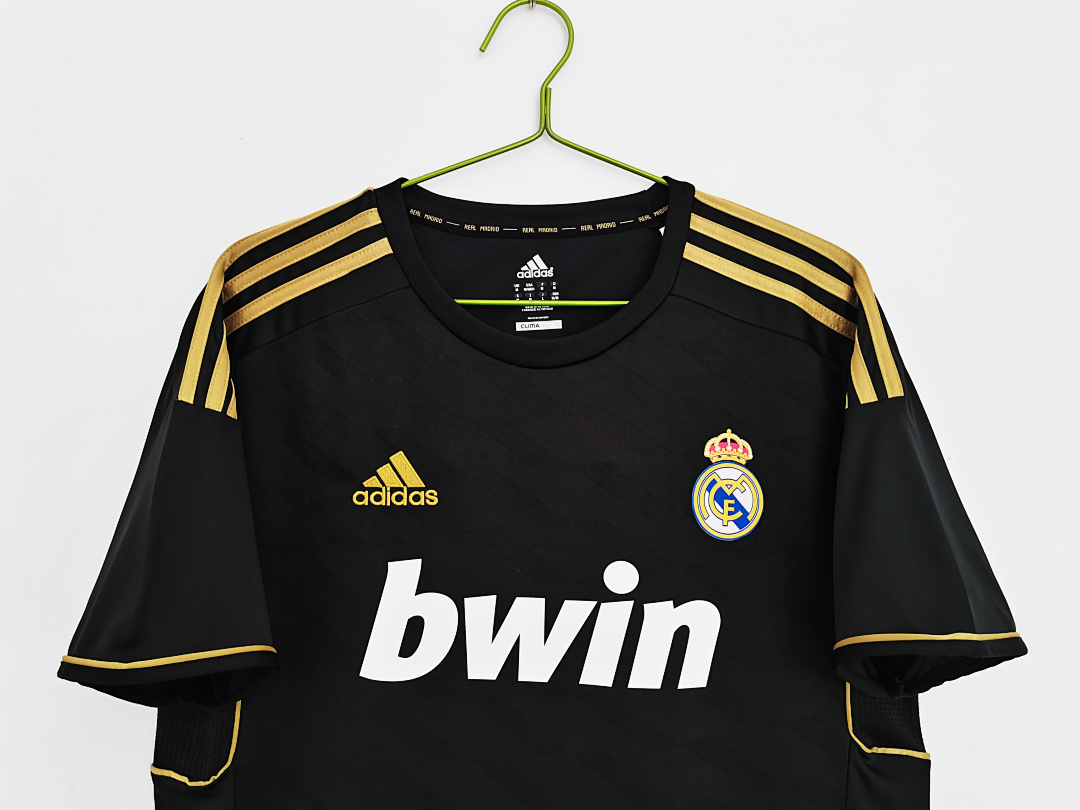 Real Madrid Retro Shirt 2011/12 Away — photo 3