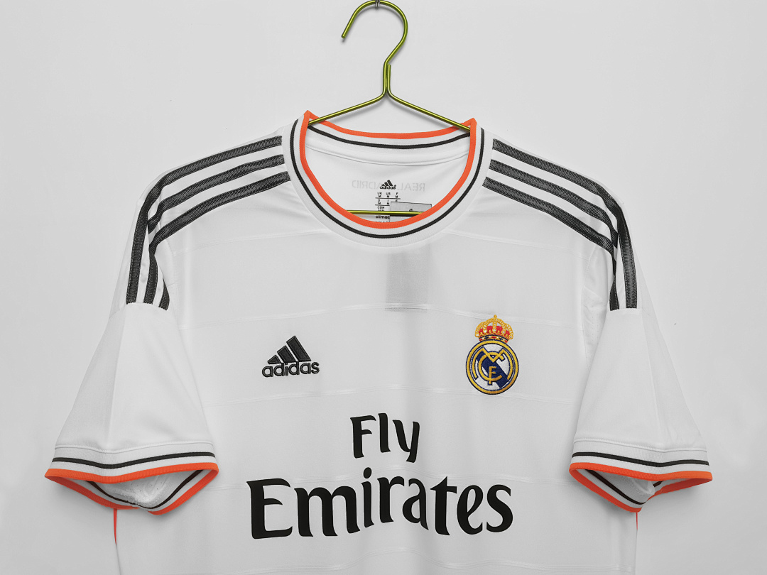 Real Madrid Retro Shirt 2013/14 Home — photo 3