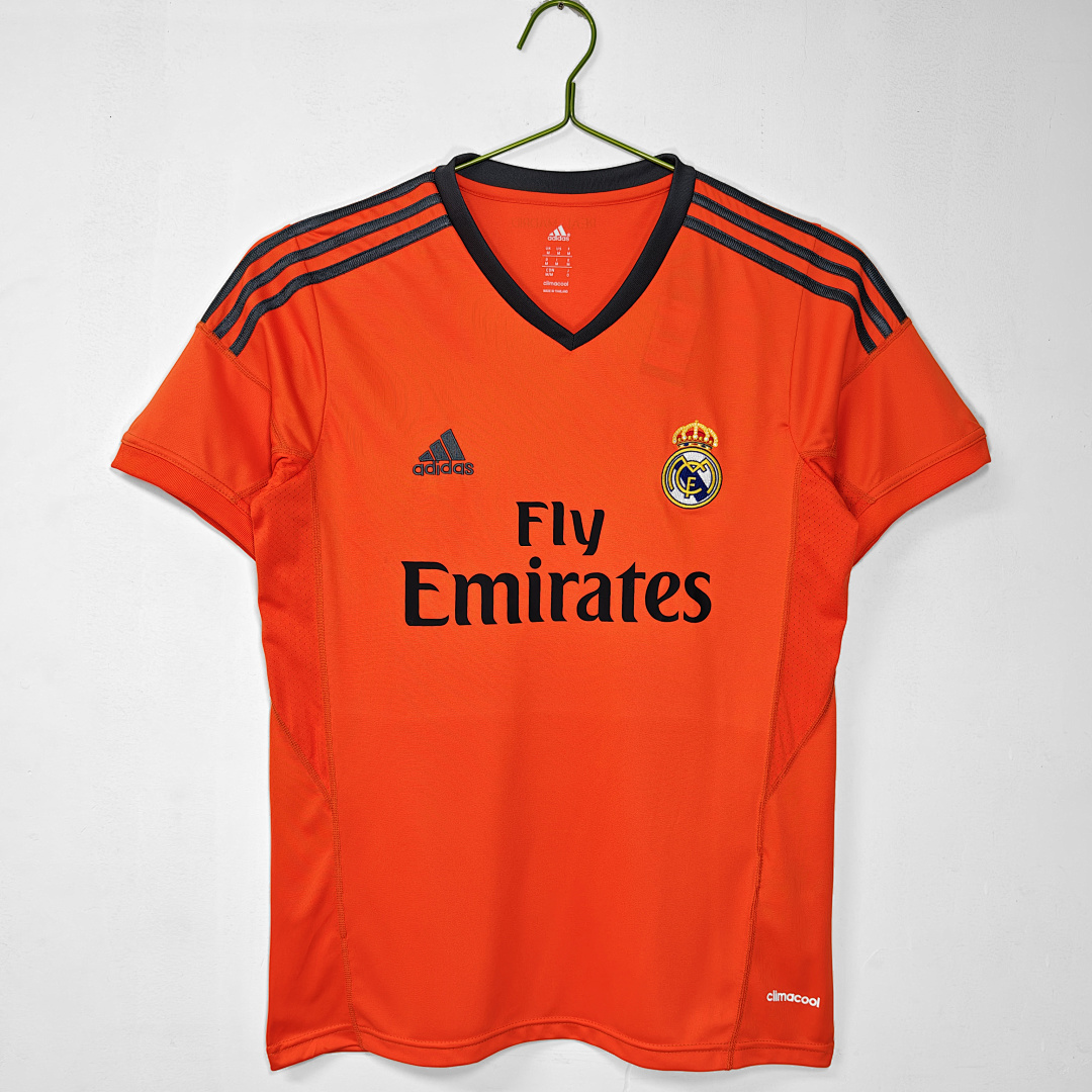 Real Madrid Retro Shirt 2013/14 Third — photo 1