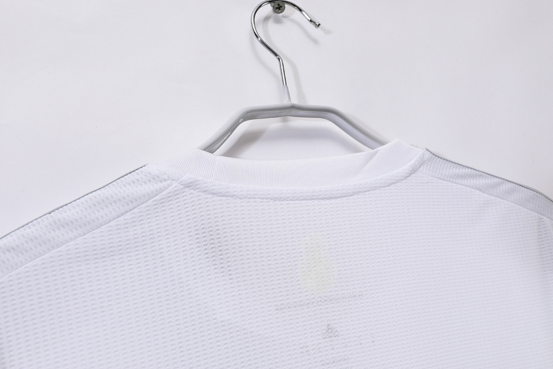 Real Madrid Retro Shirt 2015/16 Home — photo 2