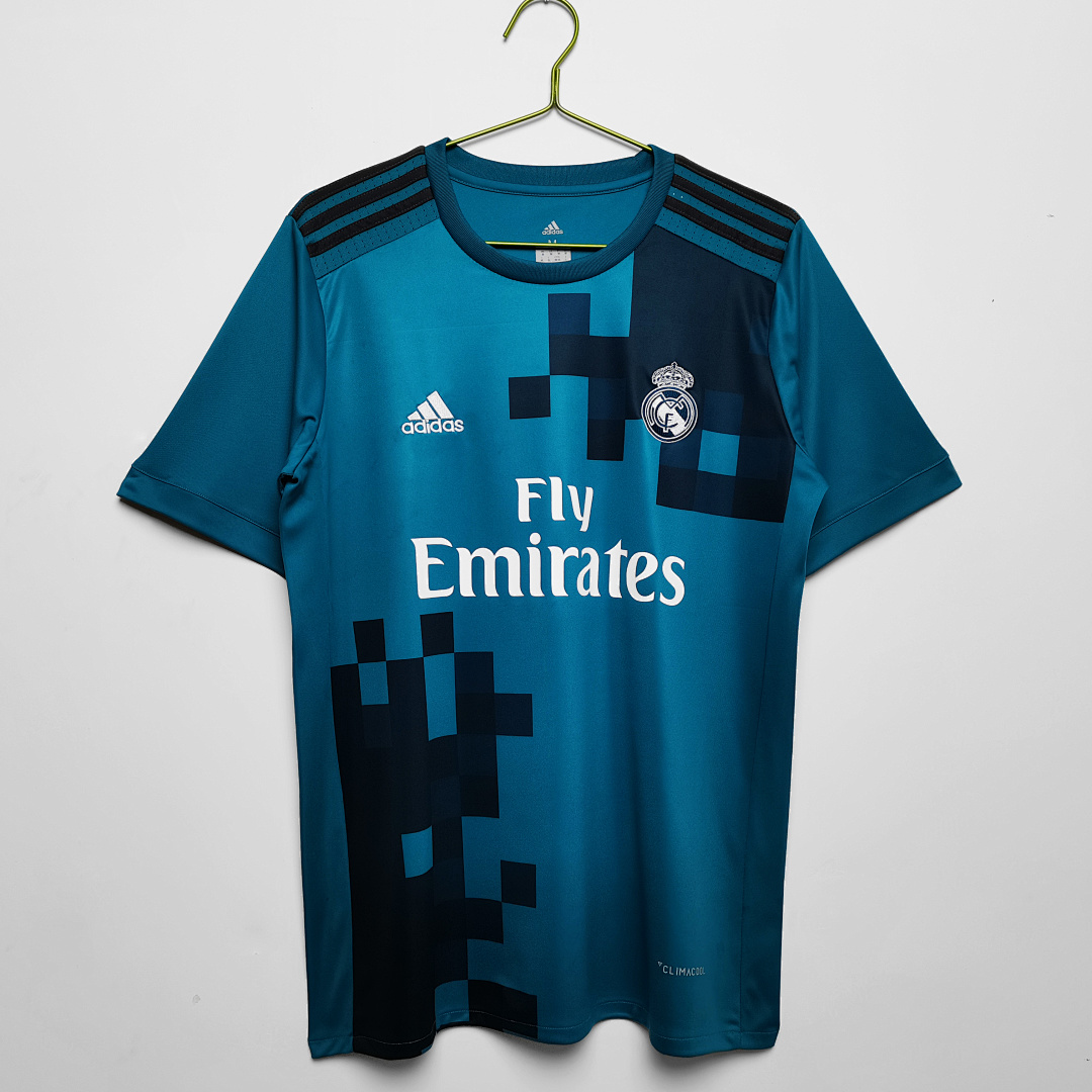 Real Madrid Retro Shirt 2017/18 Away — photo 1