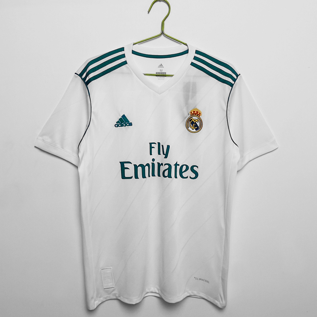 Real Madrid Retro Shirt 2017/18 Home — photo 1