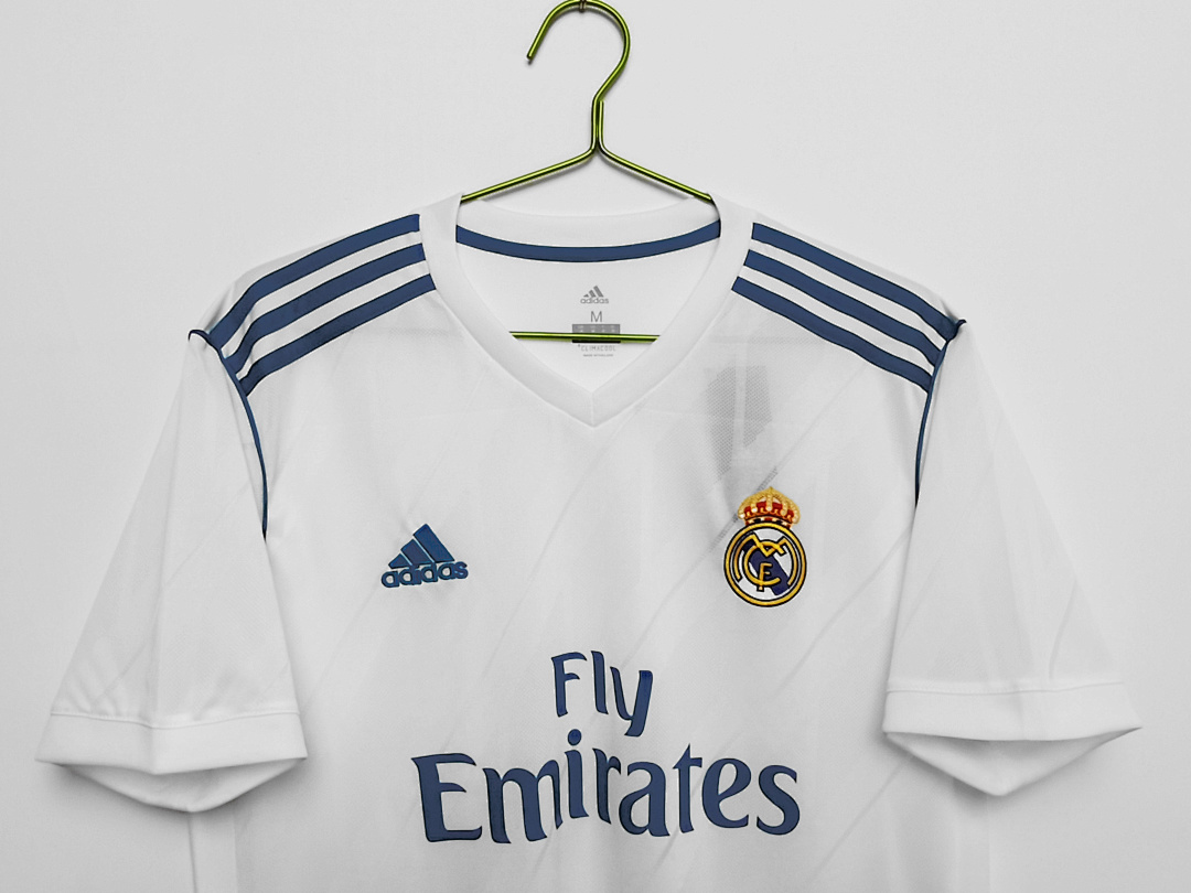 Real Madrid Retro Shirt 2017/18 Home — photo 2
