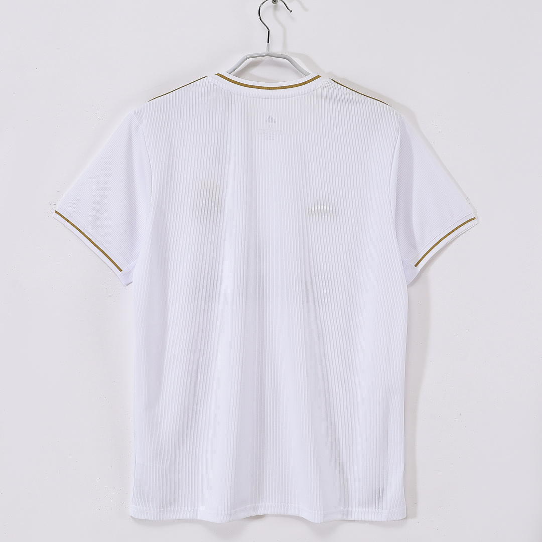 Real Madrid Retro Shirt 2019/20 Home — photo 3