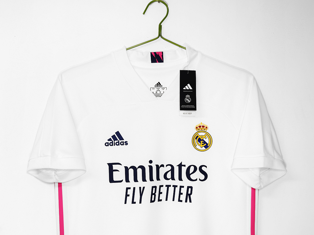 Real Madrid Retro Shirt 2020/21 Home — photo 3