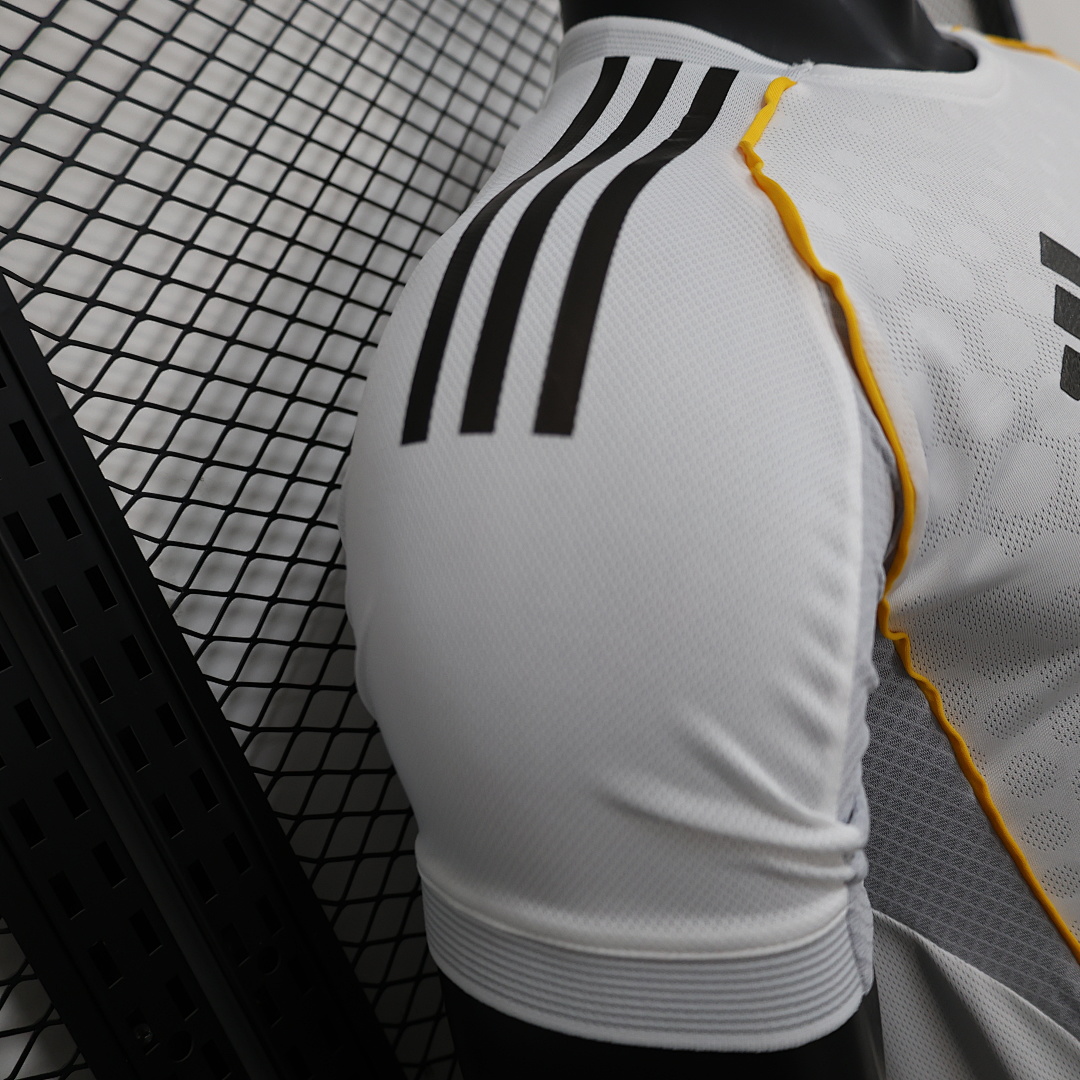 Real Madrid Home Jersey 2025/26 — photo 4