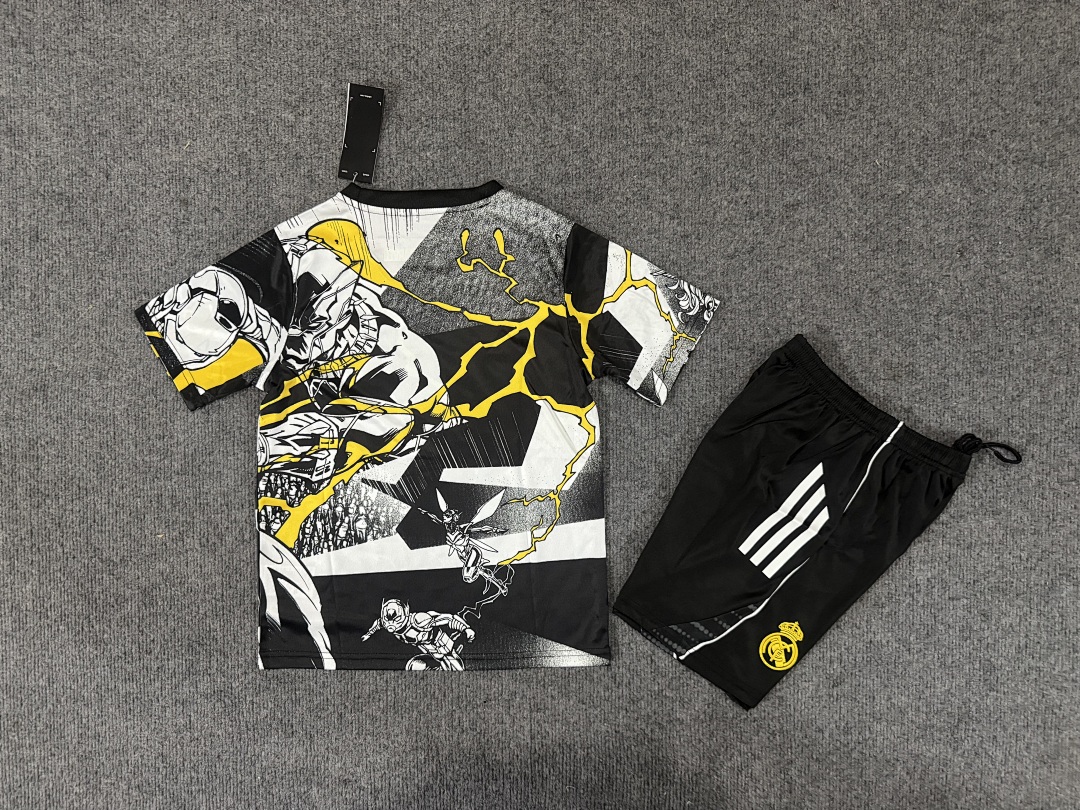 Real Madrid Kit for Kids 2026/27 — photo 2