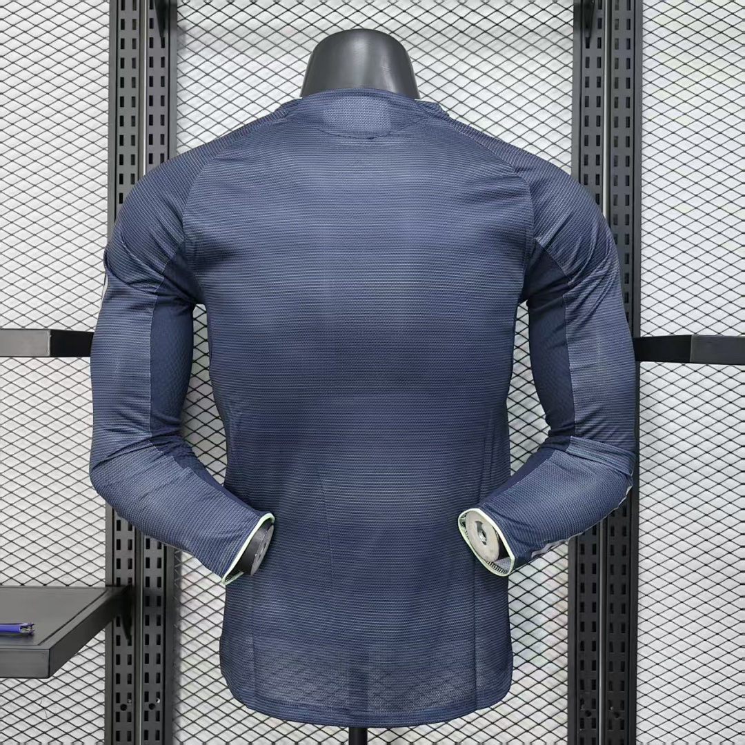 Real Madrid Away Jersey Long Sleeve — photo 2