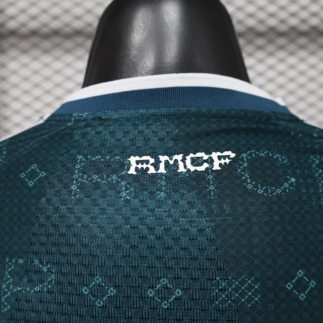 Real Madrid Away Jersey — photo 2