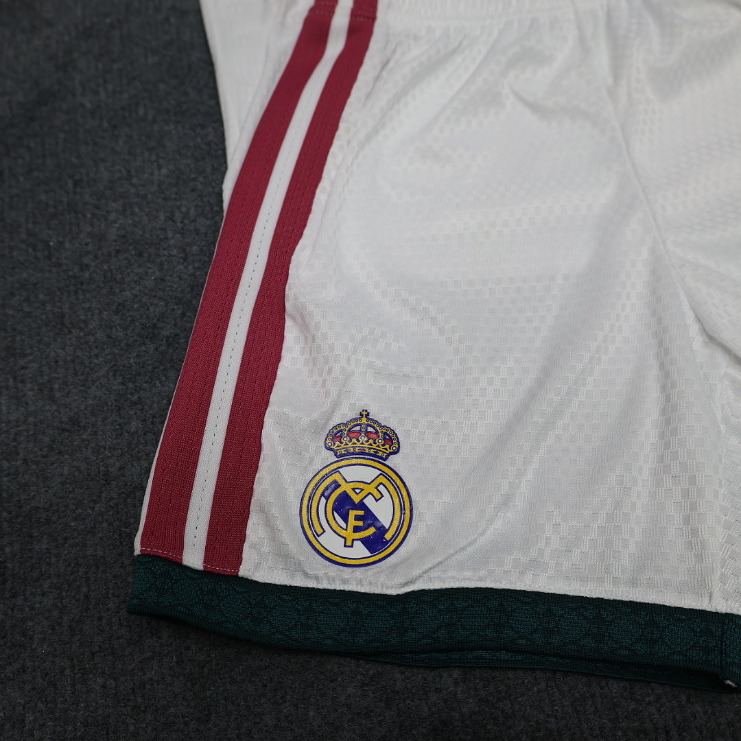 Real Madrid Jersey — photo 4