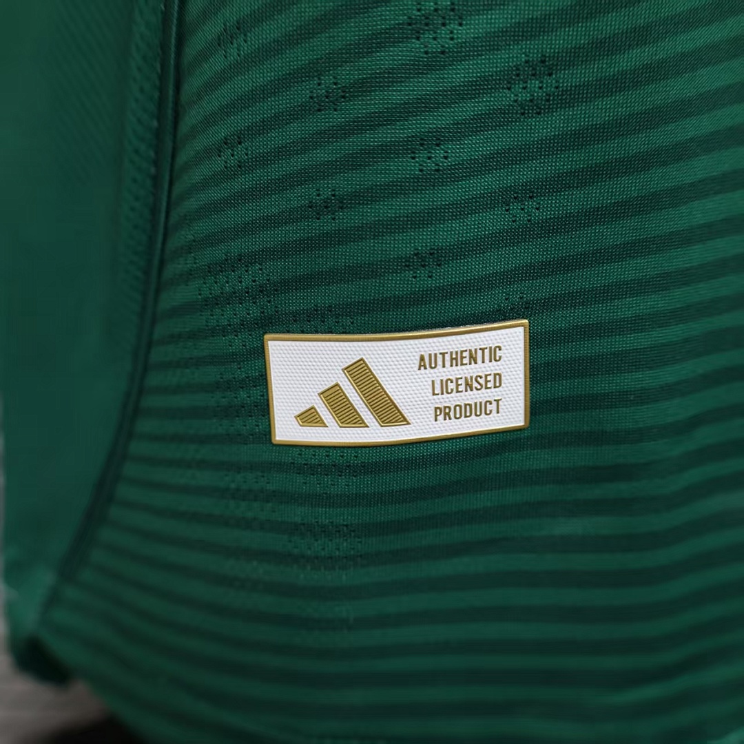 Al Ahli Green Retro Jersey — photo 2