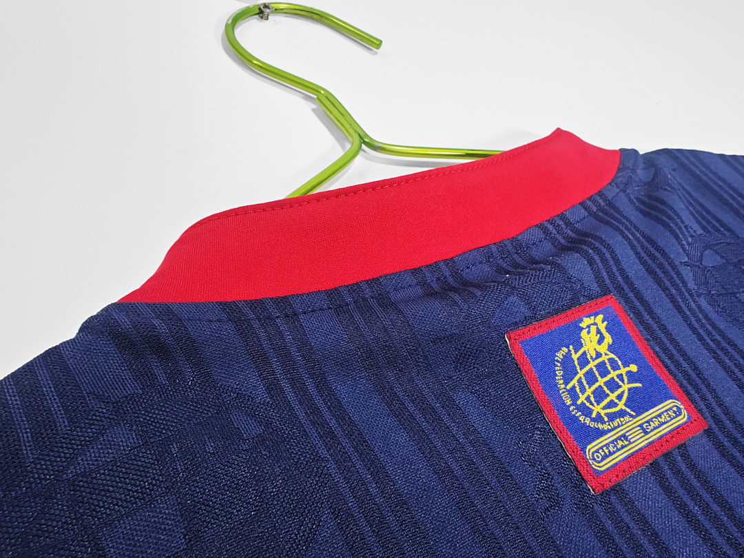 Spain Retro Shirt 1996 Away — photo 4