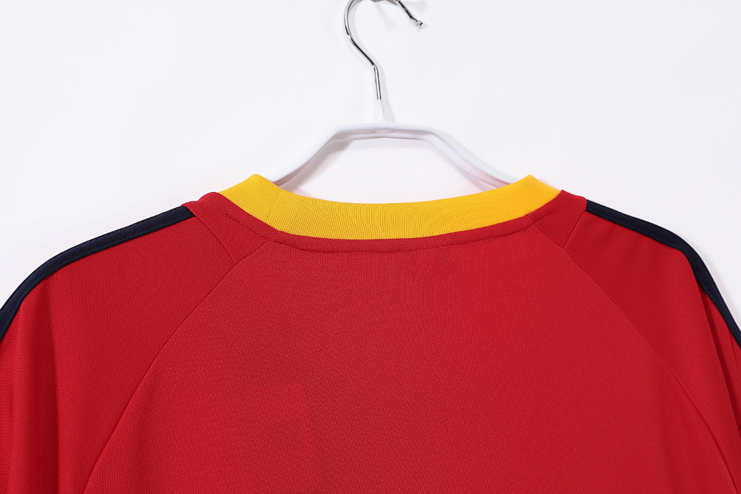 Spain Retro Shirt 2002 Home — photo 2