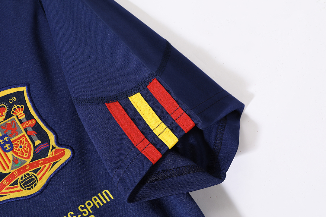 Spain Retro Shirt 2010 Away — photo 4